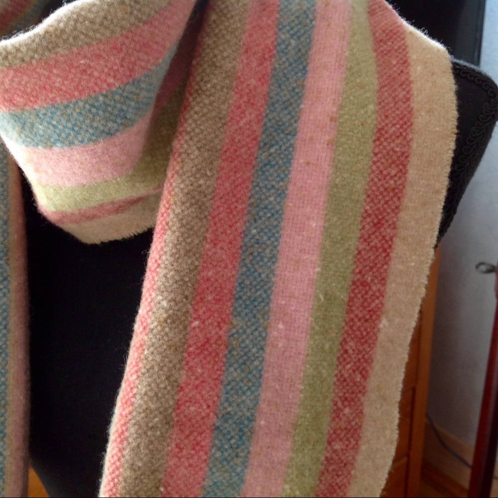 Scarf - Picture 7 of 7